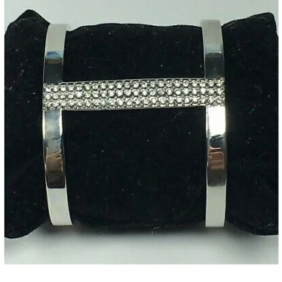 Vince Camuto Designer Cuff Braclet - Picture 2 of 4